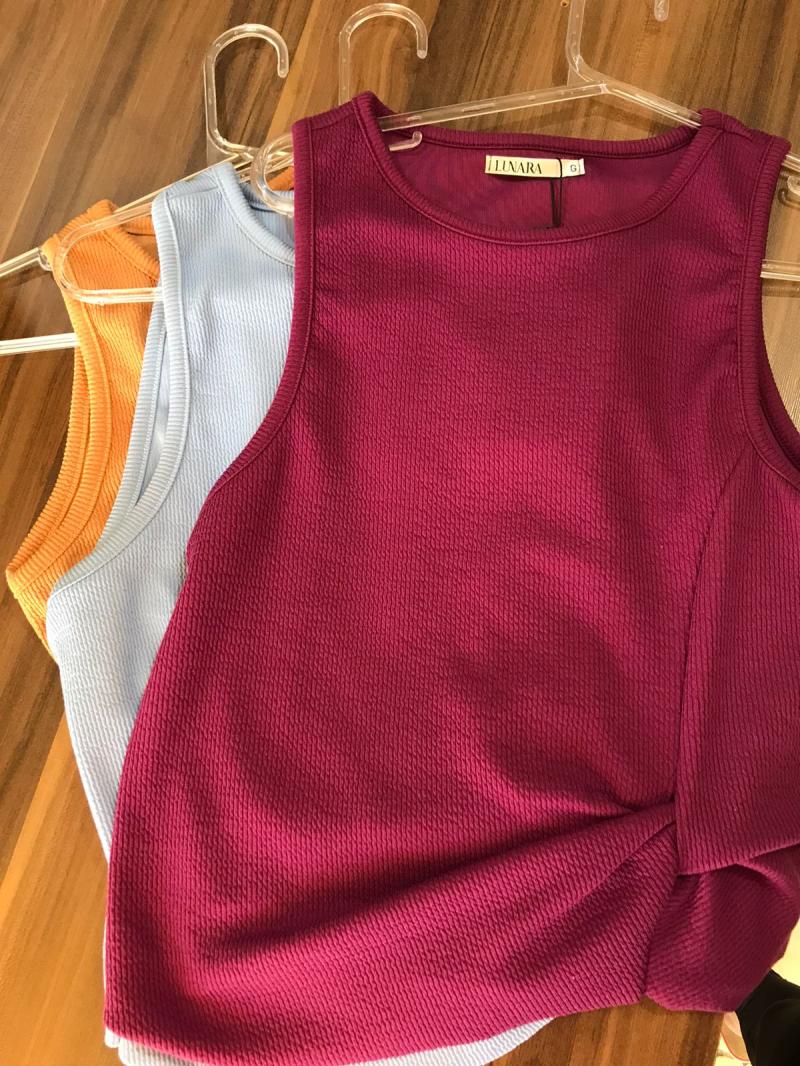 Blusa Feminina Cropped Torcido